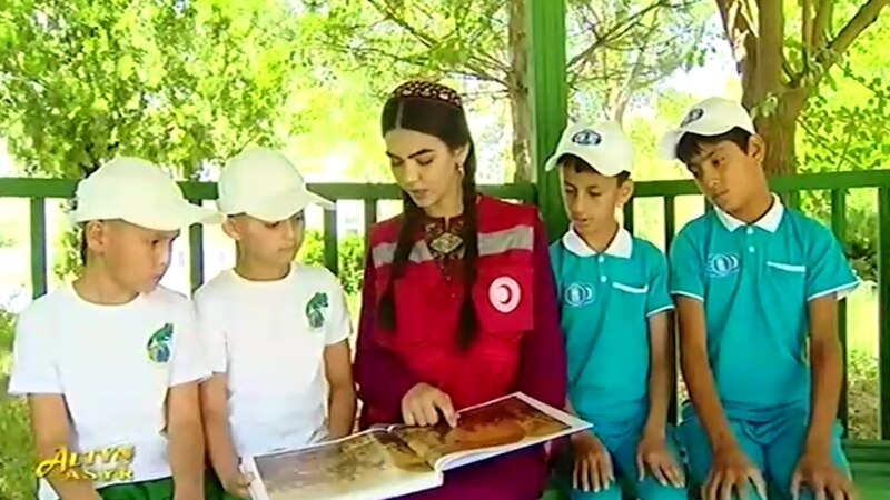 Türkmenistanda çagalar tomusky dynç alşy nähili geçirýär?