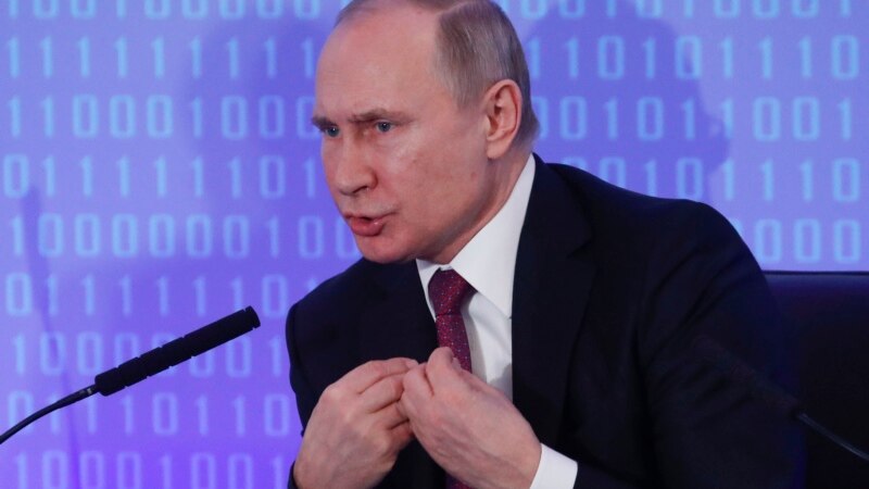 Putin Qərbin Rusiyaya sanksiya qoymaqdan ‘yorulacağına’ ümid edir
