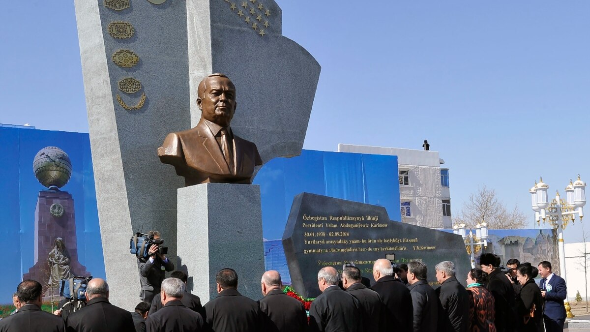 Особенности оказания почестей Каримову в Центральной Азии