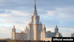 Главный корпус Московского государственного университета в Москве