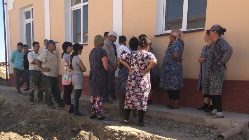 Под Ташкентом сносят сотни домов для расширения дороги к резиденции Мирзияева