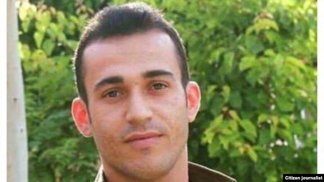 رامین حسین‌پناهی از تیرماه ۹۶ بازداشت است.
