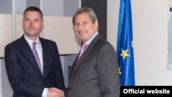 Ministri i Integrimeve Evropiane, Bekim Çollaku, pas takimit me euro-komisionerin,Johannes Hahn, 13 prill 2016