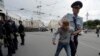 На мітингах проти пенсійної реформи в Росії затримали понад 800 людей – ЗМІ