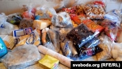 Прадуктовая перадача для вязьня СІЗА, ілюстрацыйнае фота
