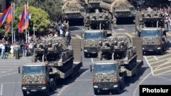 Yerevanda hərbi parad