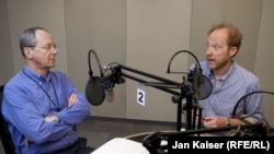 "Blender" host Grant Podelco (right) invited Nenad Pejic, RFE/RL's associate director of broadcasting, into the studio to talk about the ramifications of the arrest of war crimes fugitive Ratko Mladic.