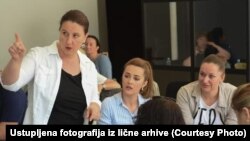 Melisa Forić Plasto (na fotografiji lijevo): 'Pokazati humanu dimenziju koju rat kao sukob dehumanizira'