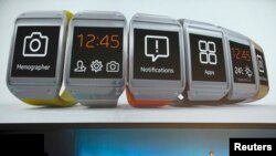 Ora "e mençur" Galaxy Gear