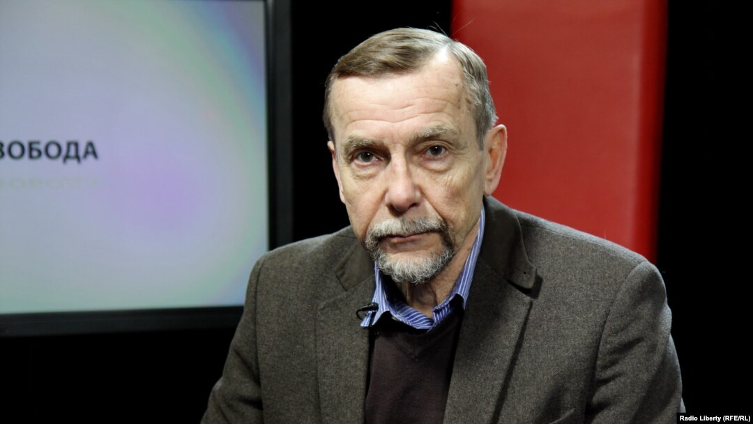 Правозащитник Лев Пономарев