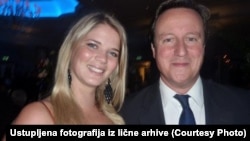 Anđela Mirčić sudjelovala je u predizbornoj kampanji britanskih konzervativaca, na slici sa bivšim premijerom Davidom Cameronom