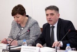 Председателката на правната комисия Анна Александрова и Данаил Кирилов на обсъждането на конепцията за наказателна политика в четвъртък