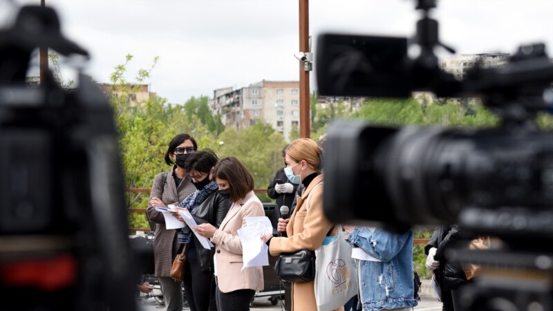Gazetarët në Maqedoninë e V. përballen me shumë vështirësi gjatë pandemisë