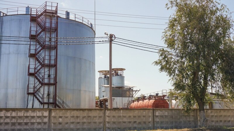 Чистоту воздуха под Керчью проверили из-за жалоб на нефтебазу – власти 