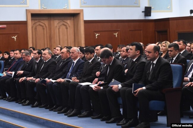 Tajik judges attend a meeting with the country’s president in February 2020.