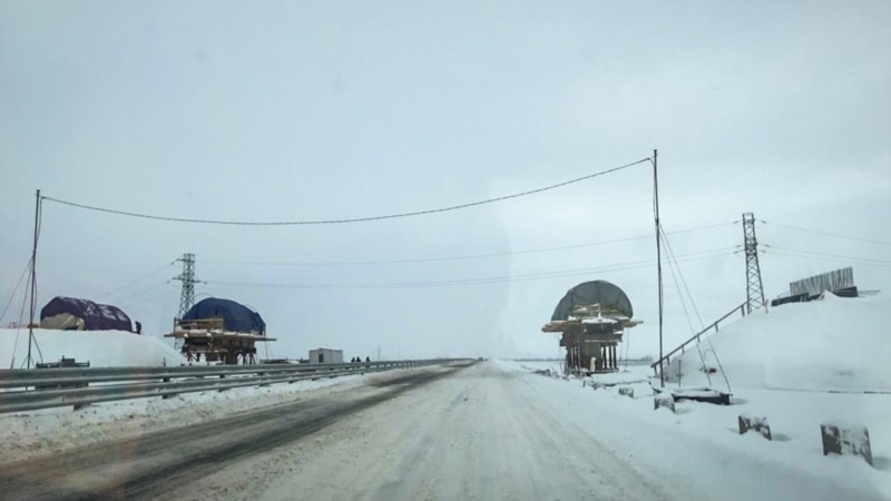 Аксенов раскритиковал уборку трассы «Таврида» от снега