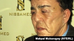 Нуржан Уркешбаев после первых пластических операций. Алматы, 27 декабря 2011 года.