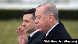Президент України Володимир Зеленський (ліворуч) і президент Туреччини Реджеп Ердоган. Київ, 3 лютого 2020 року
