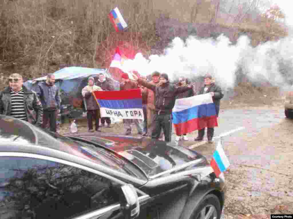 Poseta Srba iz Crne Gore, Fotografije: stranica Pokreta '1389' na Facebooku