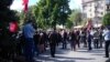 У Запоріжжі поліція вивела учасників акції «Полк перемоги» до Алеї слави для покладання квітів