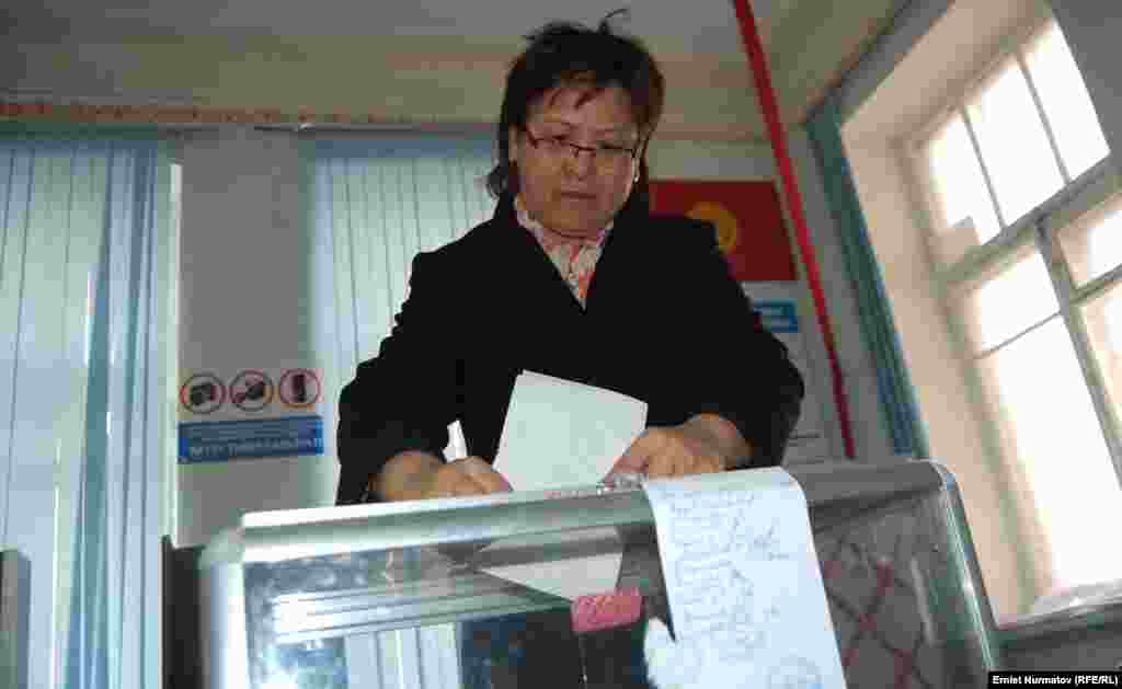 Kyrgyzstan - Election in Osh, 4March2012