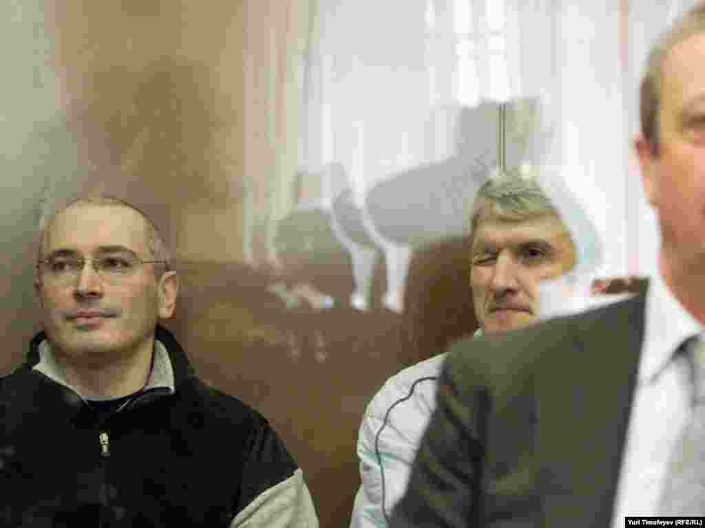 3 марта. В Москве началось слушание второго уголовного дела Михаила Ходорковского и Платона Лебедева. 