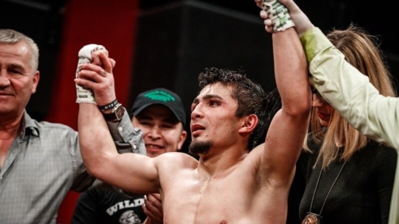 “Таджикский лев» в рамках турнира RCC Boxing Promotions победил соперника из Аргентины