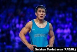 Серебряный призер чемпионата мира по борьбе Даулет Ниязбеков. Нур-Султан, 19 сентября 2019 года.