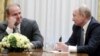Ситуація з Медведчуком є внутрішньою справою України, допомоги чи притулку він не просив – речник Путіна