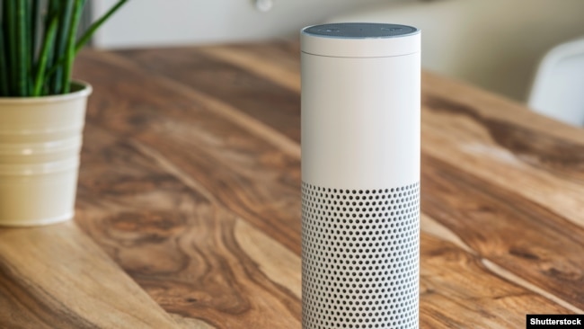 Домашній асистент White Amazon Echo Plus, Alexa