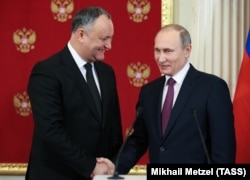 Președintele rus Vladimir Putin cu omologul său Igor Dodon la Moscova la 17 ianuarie