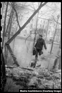 A flooded park in Leningrad in 1983