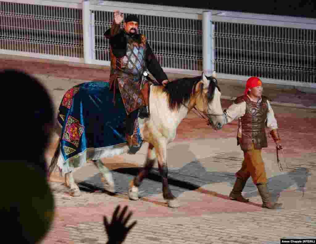 Steven Seagal clip-clopped into the stadium during the ceremony. It was a low-energy entrance for the former action-movie star, but the local crowd roared their approval.&nbsp;