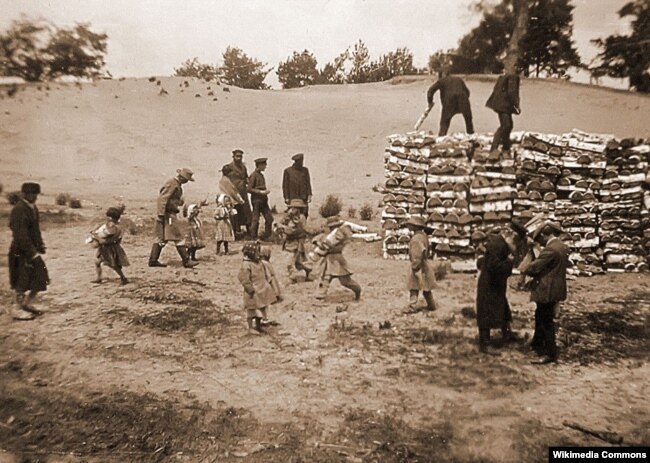 Ісак Сэрбаў. Вёска Гарадная на Століншчыне (1912 год)