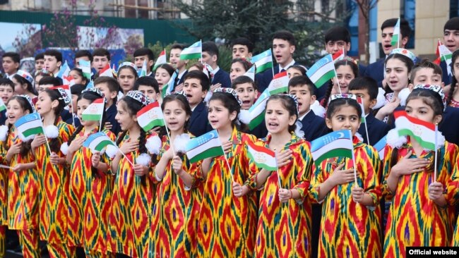 Встреча Шавката Мирзияева в Душанбе. 9 марта 2018 года. Фото пресс-службы президента Таджикистана