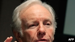 Senatorul Joseph Lieberman