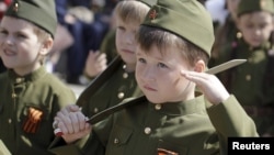 Children dressed in military uniforms attend the so-called Parade of Children's Troops in Rostov-on-Don. (file photo)