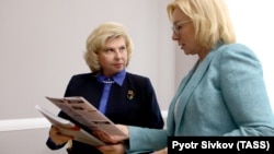 Татьяна Москалькова и Людмила Денисова на встрече в Киеве, 15 июля 2019 года 
