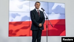 Marek Kuchciński egy varsói sajtótájékoztatón 2019-ben