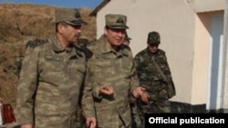 Zakir Həsənov və Nəcməddin Sadıqov (Arxiv foto)