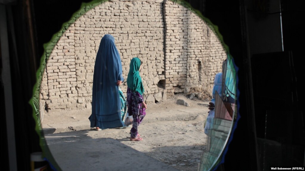 США: Права женщин в Афганистане могут оказаться под угрозой после вывода войск