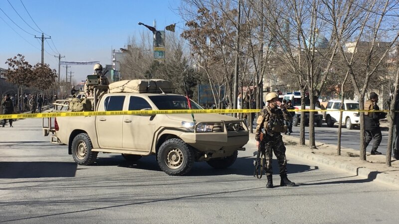 Sulm me bombë në Kabul, 40 persona të vdekur