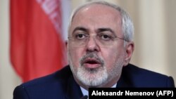 محمدجواد ظریف تأکید کرده که ایران قصد ندارد اولین کشوری باشد که از برجام خارج می‌شود.