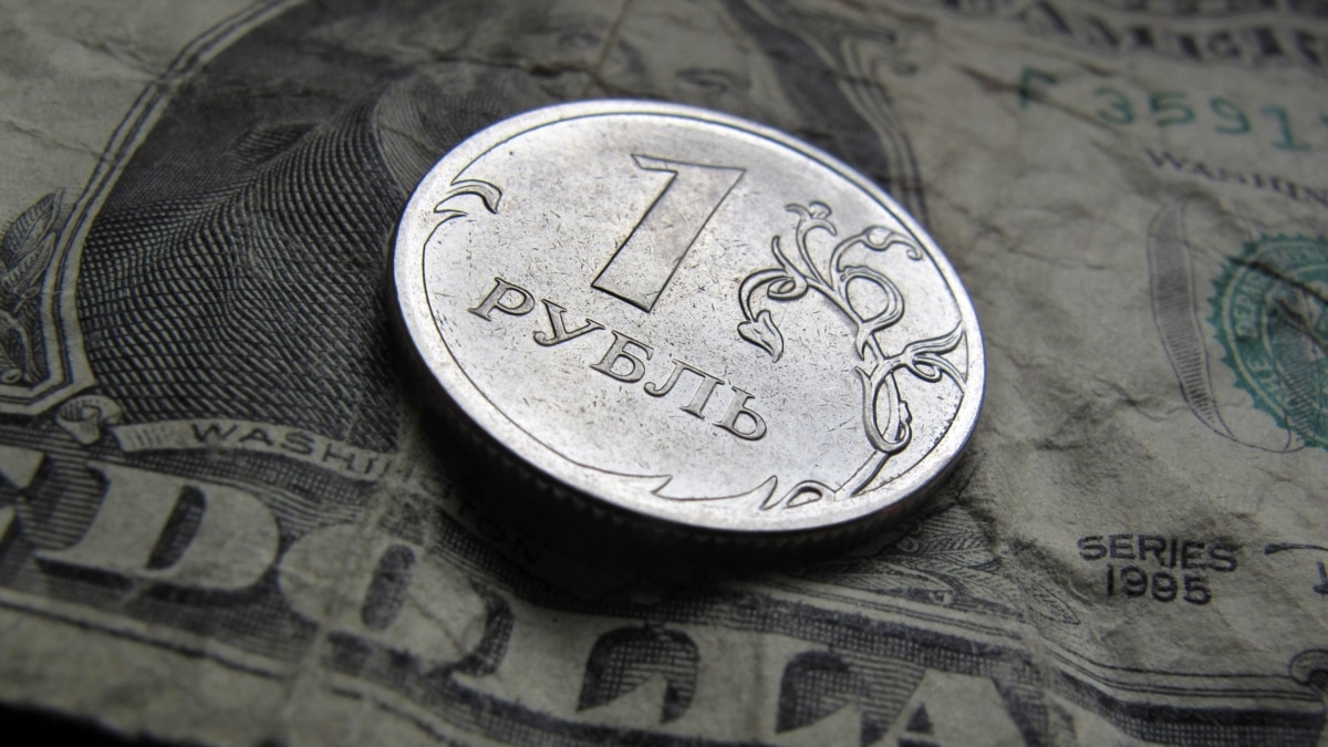 Explainer Russia Defends Ruble But Currency Still Struggling explainer-russia-defends-ruble-but-currency-still-struggling