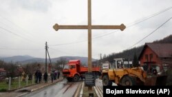 Kosovo Serbs set up a road block near the northern, Serb-dominated part of Mitrovica on March 27.