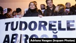 La protestul actorilor Teatrului Național de la București la 3 martie 2019 