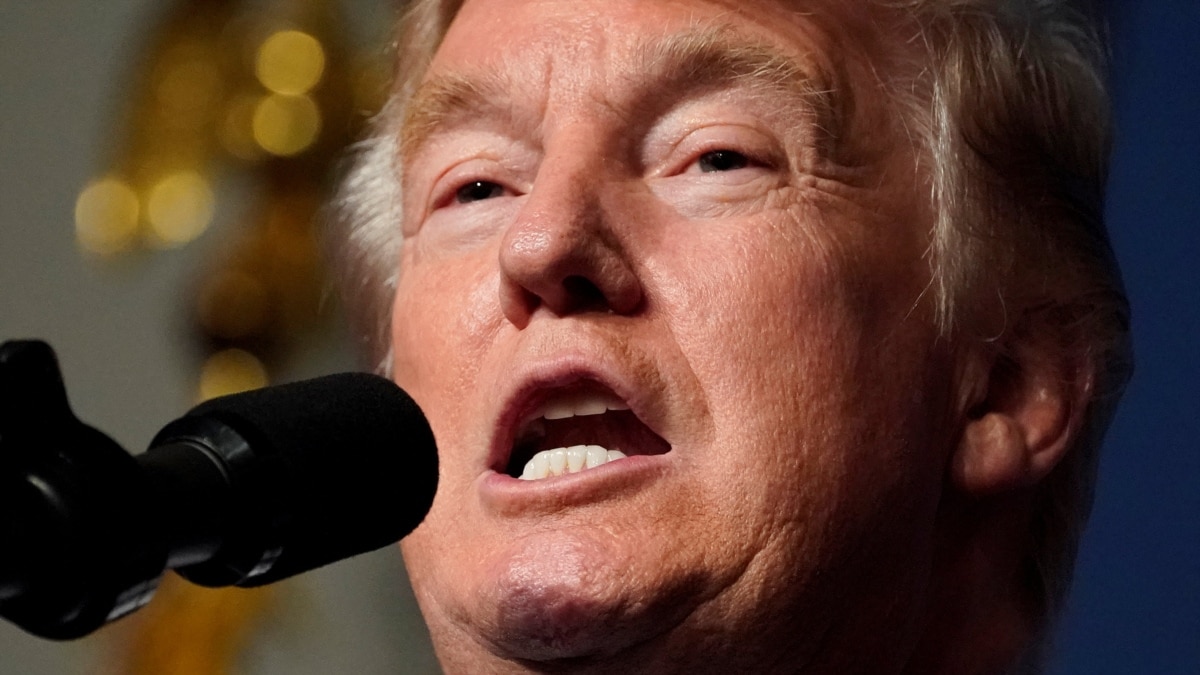 Дональд Трамп оплачивает своим помощникам расходы на адвокатов