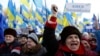 Kiyevdə prezident Yanukovych tərəfdarları mitinq keçirir [Video]
