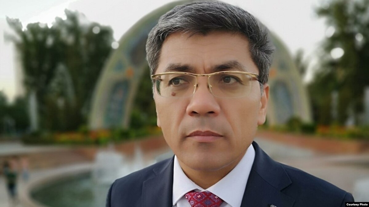 Абдулло. Абдулло Рахнамо. Абдулло Маманазаров. Абдулло Хушаков.