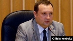 Serhiy Arbuzov takes the helm of the central bank with 